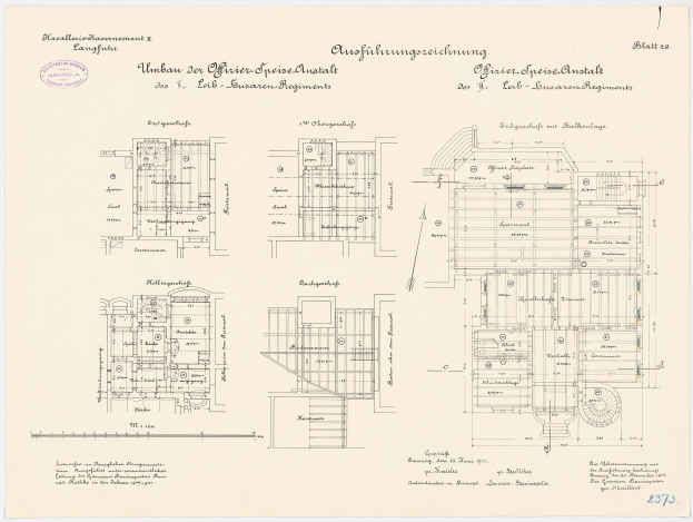 Schwarz-weißer architectural floor plan of the former German Chancellor's office, showing detailed layout and structural elements.