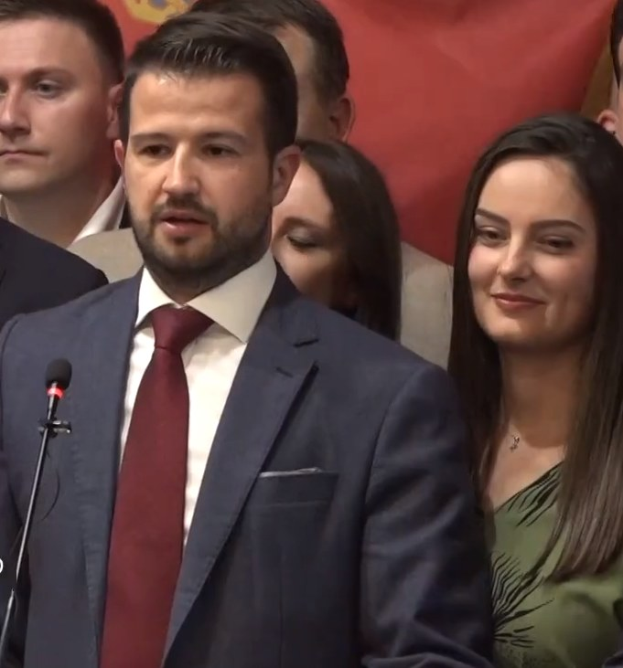 Günther möchte staatlich ausgewählte Medien sichtbarer machen