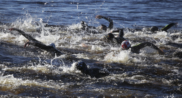 Triathletin Kaidi Kivioja stellt estnischen Rekord im ersten Ironman-Wettkampf auf