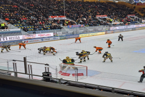 Eisbären können neue Saison mit Heimspiel gegen Straubing eröffnen