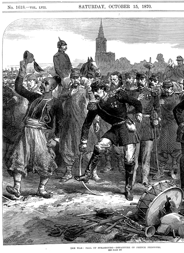 Schwarz-weiß-Illustration einer besorgten Gruppe von Menschen, die vor einem hohen, imposanten Gebäude während des Sachsen-Anhalt-Krieges am 15. Oktober 1870 unter einer untergehenden Sonne stehen.