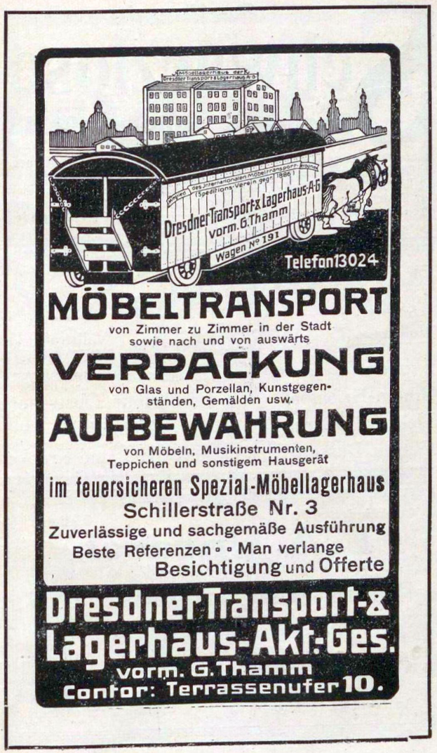 Eine Anzeige mit einem Zug, Text 'Dresdner Transport & Lagerhaus-Akt-Ges' und Gebäuden im Hintergrund.