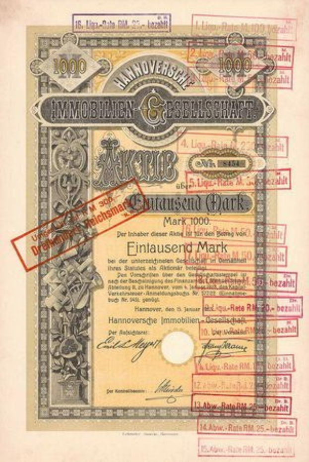 Altes deutsches Aktienzertifikat mit rotem Regierungsstempel, mit gedrucktem Text, Zahlen und zusätzlichen Stempeln auf altem Papier.